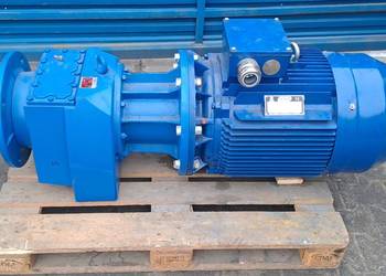 Motoreduktor Seva Tec 448 obr /min 45kw NN672/NV672