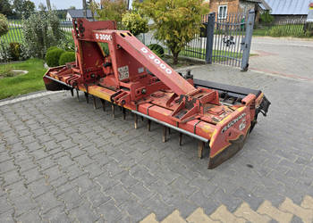 Brona wirnikowa aktywna PEGORARO D3000 (3 m , wał packera, włuka) Brona wirnikowa aktywna PEGORARO D3000 (3 m , wał packera, włuka)