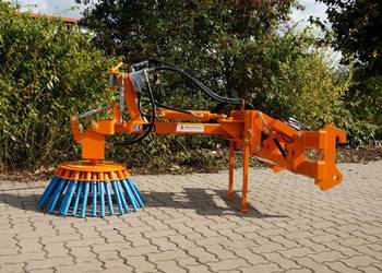 Odchwaszczarka szczotka do ładowarek kołowych model KM 20RM