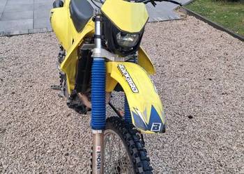 Suzuki DRZ-400E