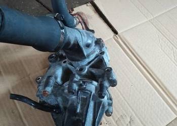 Mercedes om 606 podstawa pompy wodnej