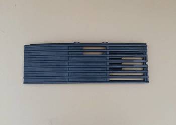 MERCEDES LK 814 GRILL ATRAPA KRATKA PRAWA 6737500218 ORYG.