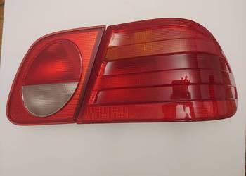 Mercedes w210 E klasa lampy tylne Prawa strona orginał