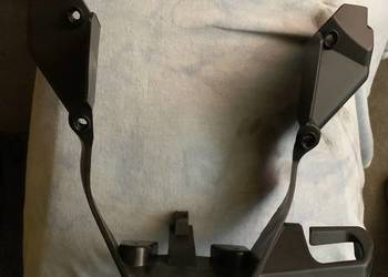 Husqvarna 701 szczeka do lampy przód