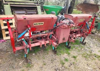 Siewnik do kukurydzy