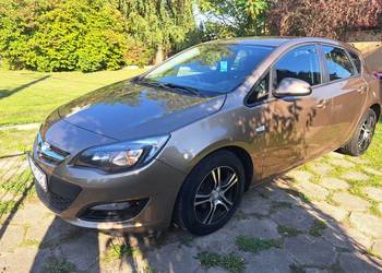 Opel Astra J 1.4 Benzyna + LPG | 100 KM | 2014 | 155 000 km
