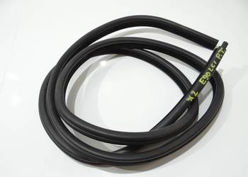 USZCZELKA DRZWI PRAWY TYŁ BMW E90 LCI 7060288