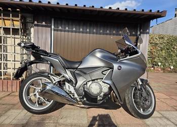 Honda vfr1200f