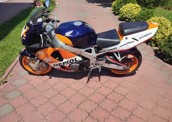 Honda CBR 900 RR SC33  Repsol