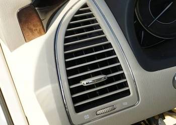 KRATKA NAWIEWU DESKI LEWA INFINITI QX80