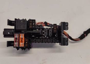 MERCEDES GLC W253 X253 SKRZYNKA BEZPECZNIKÓW  A2059067200