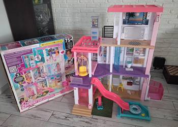 Domek Barbie Dream House, winda, zjeżdżalnie lalki i akcesoria. Mega zestaw