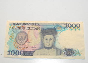 Stary banknot pieniądz 1000 Rupiah Indonezja 1987 unikat rarytas