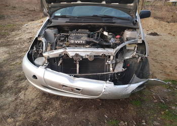 Toyota yaris mk1 na części