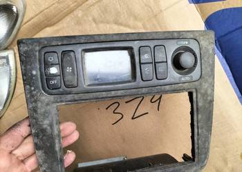 ŚRODKOWA KRATKA PANEL NAWIEWU  Mitsubishi Galant MR360372