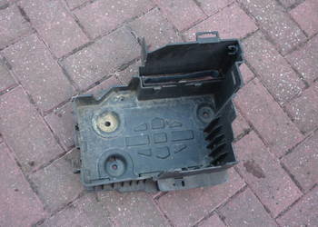 Podstawa akumulatora Renault Laguna 2 8200183327