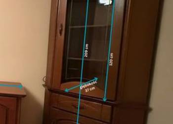 Witryna narożna drewniana