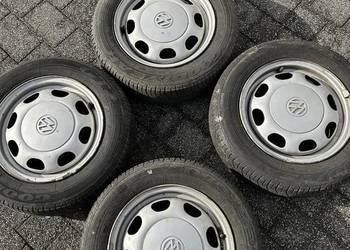 Komplet czterech felg stalowych 13 z kapslami vw polo