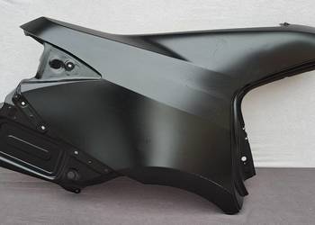 Błotnik tylny prawy Toyota Corolla E16 Sedan 2013–2019 NOWY