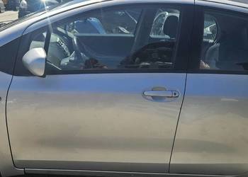 Drzwi lewe prawe przednie tylne Toyota Yaris II przedlift 2007r 1E7