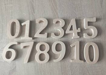 Drewniane cyfry od 0 do 10