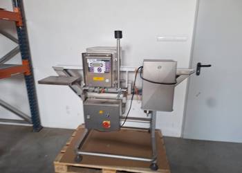 Detektor metali
