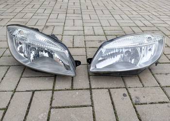 Lampy Przednie Škoda Fabia II / Oryginał HELLA