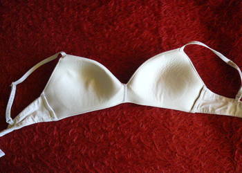 Biustonosz Intimissimi 75B Biustonosz Intimissimi 75B