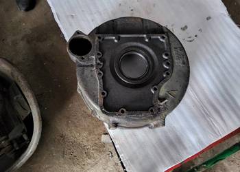 Obudowa koła zamahowego do Ursusa C 328 C 325 używana stan dobry