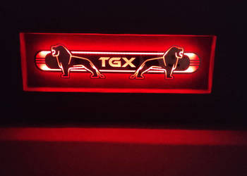 MAN TGX Lustro LED  na tylną ścianę, nad łóżko M02-RED