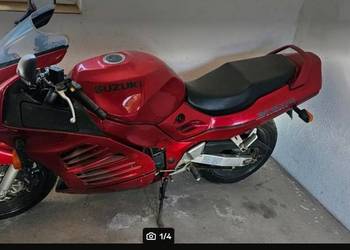 Suzuki RF 900