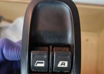 Peugeot 206 przyciski sterowania szybami