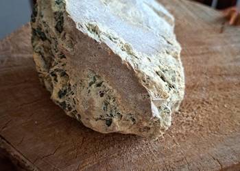 Minerały magnezyt z dendrytami