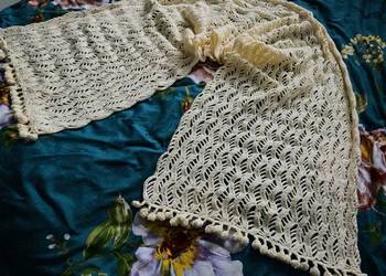 Szal na zimne dni 200 / 50 cm.