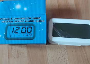 elektroniczny budzik LCD z czujnikiem zmierzchu