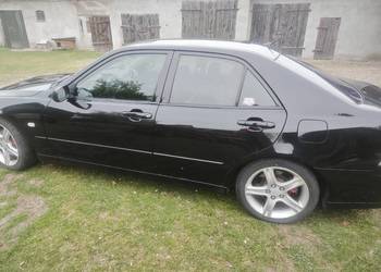 Lexus is 200