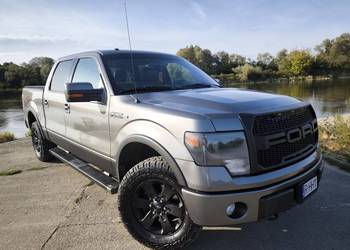 FORD F150 FX4 off road
