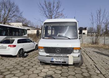 Autobus Mercedes Vario 814