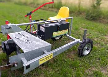 Pielnik hydrauliczny boczny z własną hydrauliką