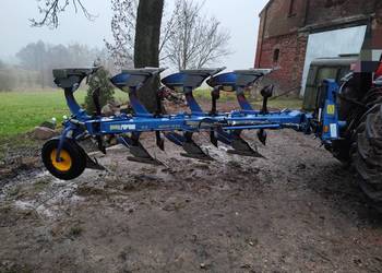 Pług obracany 4 skibowy na hydraulice