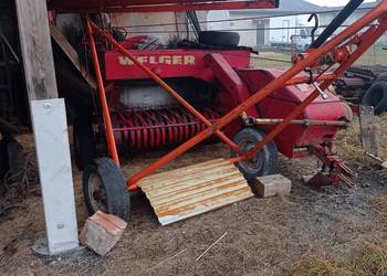 Prasa kostka Welger AP 51