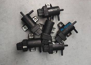 Zawór podciśnienia Renault 2.3 DCI 8200762162