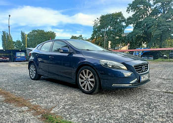 Volvo V40 zadbany, serwisowany, doinwestowany II (2012-)