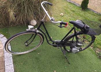 Rower z napędem silnikowo-spalinowym