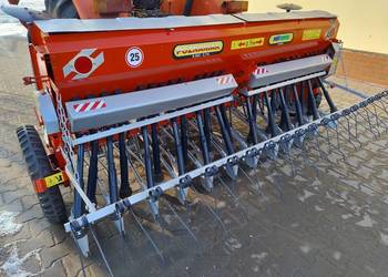 Siewnik zbożowy Poznaniak 2.7m