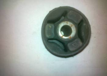 OPEL VECTRA  A TULEJA  BELKI TYŁ NOWA  (sinenblok) 0402645/T