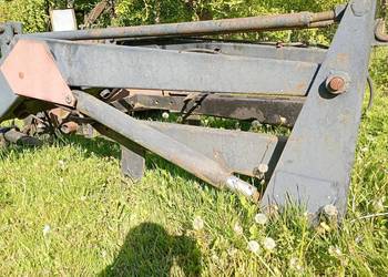 Tur ursus c 385 samopoziomujacy