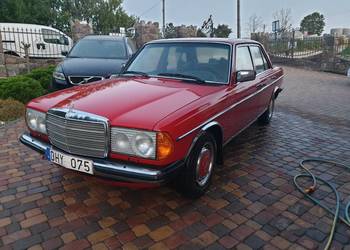 Mercedes 123 2.3 benzyna 1979r