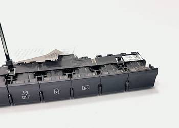 PRZYCISK SKODA FABIA III 5JA927132AF