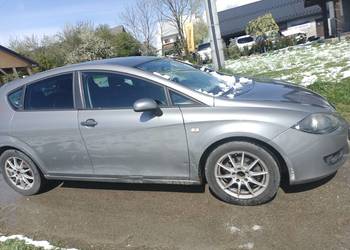 Witam sprzedam samochód Seat Leon 2008 rok za sprawny jeżdżący ubezpieczony